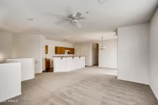 Photo #6: 6259396 Listing