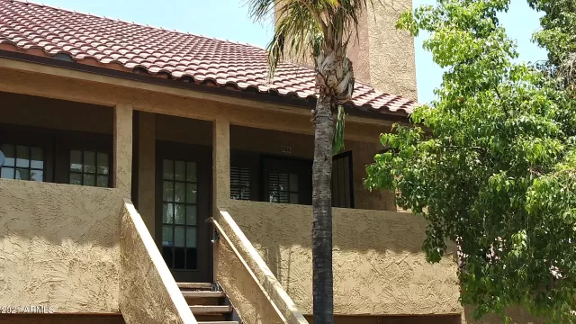 MLS: 6259587 Condo For Sale