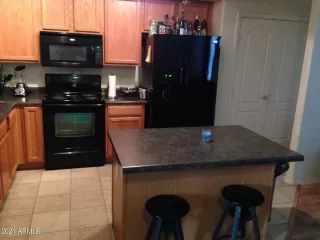 Photo #3: 6259592 Listing