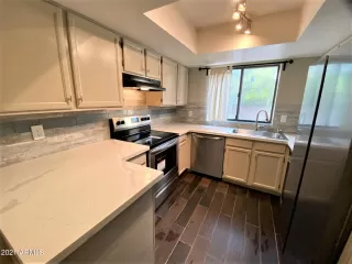 Photo #1: 6259685 Listing