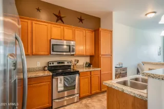 Photo #3: 6259904 Listing