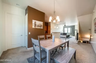 Photo #5: 6259904 Listing