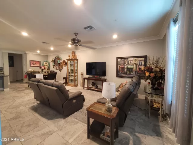 MLS: 6259946 Condo For Sale