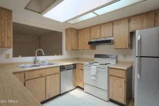 Photo #6: 6260002 Listing 