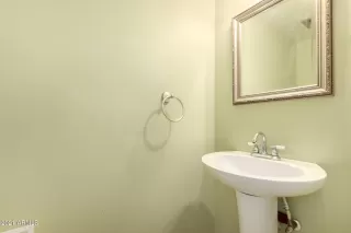 Photo #5: 6260320 Listing 