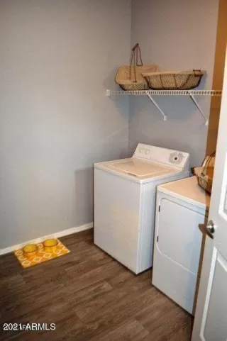 Photo #5: 6260372 Listing 