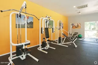 Photo #6: 6260372 Listing 