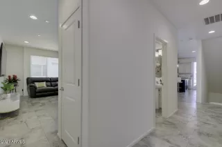 Photo #6: 6260488 Listing 