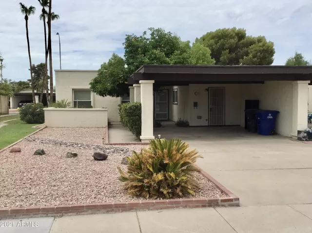 MLS: 6260612 Condo For Sale