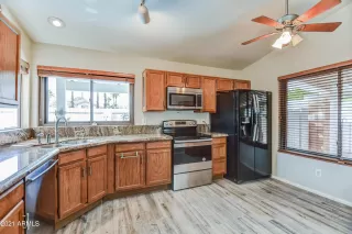 Photo #3: 6260699 Listing