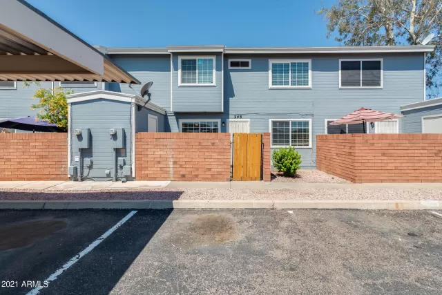 MLS: 6260906 Condo For Sale