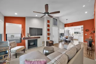 Photo #3: 6261023 Listing