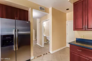 Photo #6: 6261123 Listing