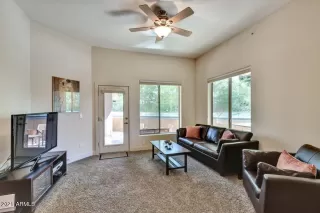 Photo #4: 6261271 Listing 