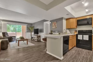 Photo #6: 6261296 Listing 