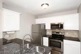 Photo #1: 6261432 Listing 