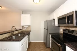 Photo #2: 6261432 Listing 