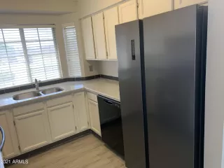 Photo #4: 6261512 Listing