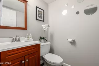 Photo #4: 6261554 Listing