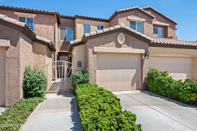 MLS: 6261609 Condo For Sale