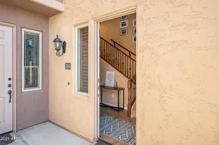 Photo #2: 6261609 Listing