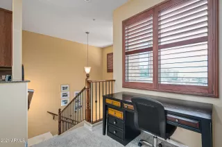 Photo #4: 6261609 Listing