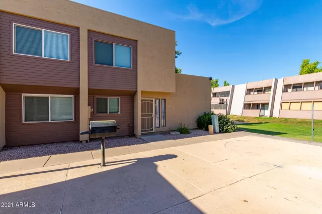 MLS: 6261636 Condo For Sale