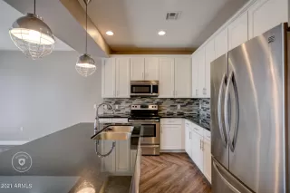 Photo #3: 6261828 Listing