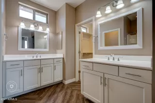 Photo #6: 6261828 Listing