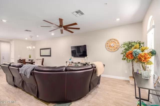 MLS: 6261939 Condo For Sale