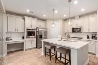 Photo #5: 6261939 Listing 