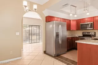Photo #5: 6262022 Listing