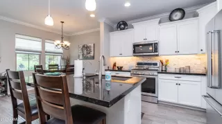 Photo #3: 6262131 Listing 