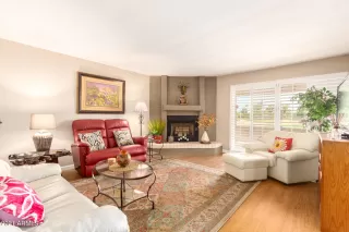 Photo #2: 6262201 Listing 