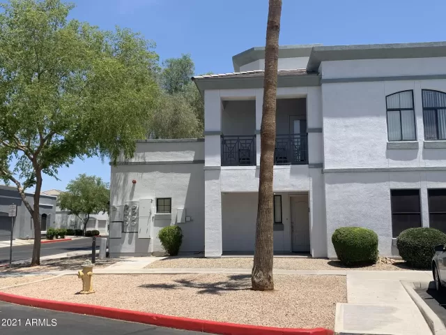 MLS: 6262247 Condo For Sale