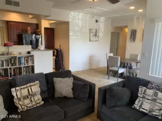 Photo #5: 6262247 Listing