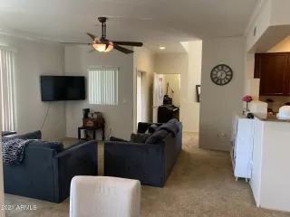 Photo #6: 6262247 Listing