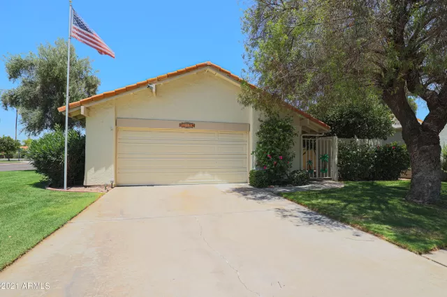 MLS: 6262302 Condo For Sale