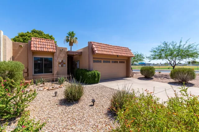 MLS: 6262322 Condo For Sale