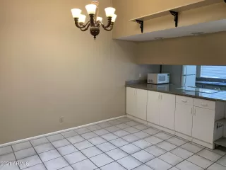 Photo #3: 6262449 Listing