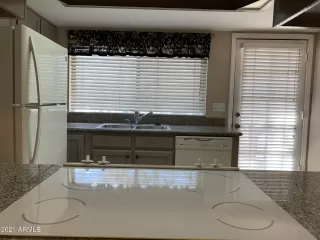 Photo #5: 6262449 Listing