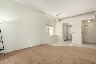 Photo #5: 6262477 Listing