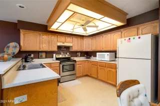 Photo #6: 6262592 Listing