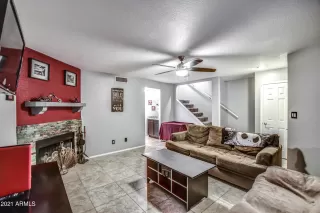 Photo #4: 6262699 Listing