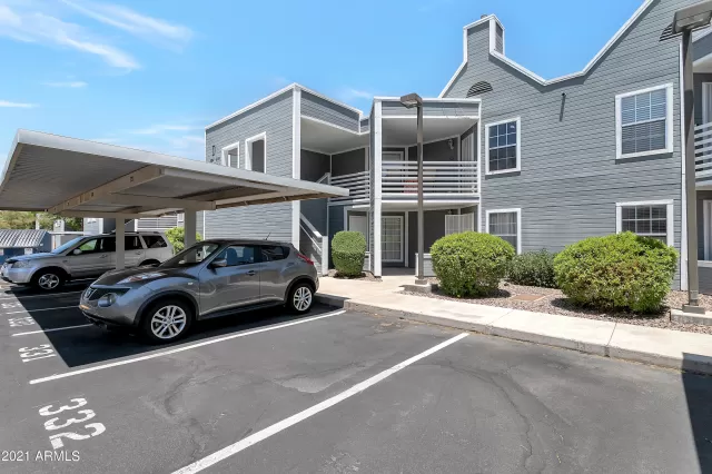 MLS: 6262702 Condo For Sale