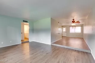 Photo #5: 6262713 Listing