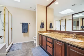 Photo #4: 6262725 Listing