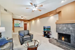 Photo #6: 6262725 Listing