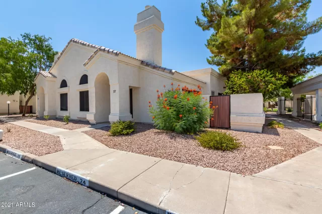 MLS: 6262728 Condo For Sale