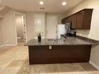 Photo #6: 6262824 Listing